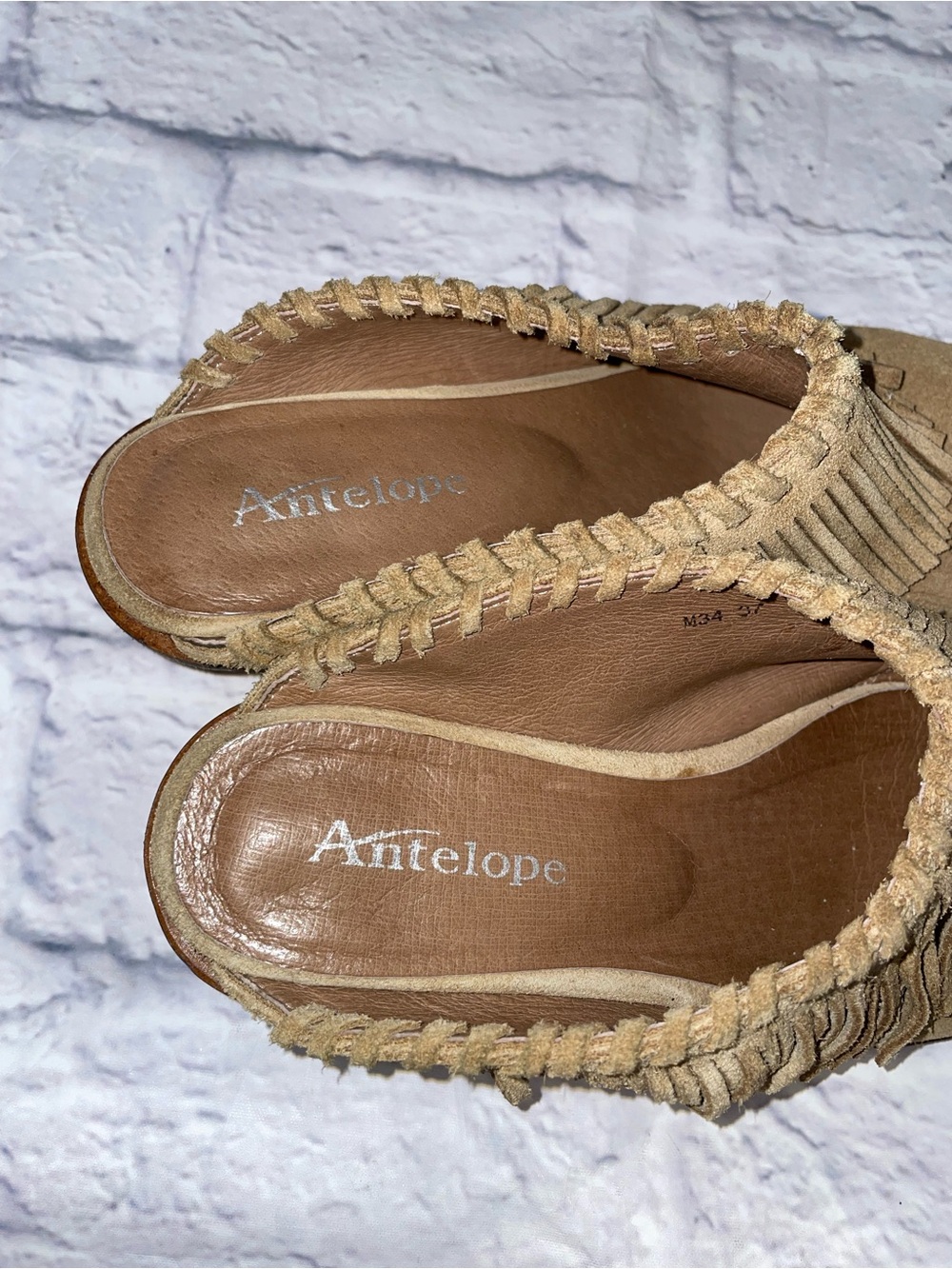 Antelope Dabney Fringe Suede Mules. Taupe. Size 37 - Picture 6 of 8